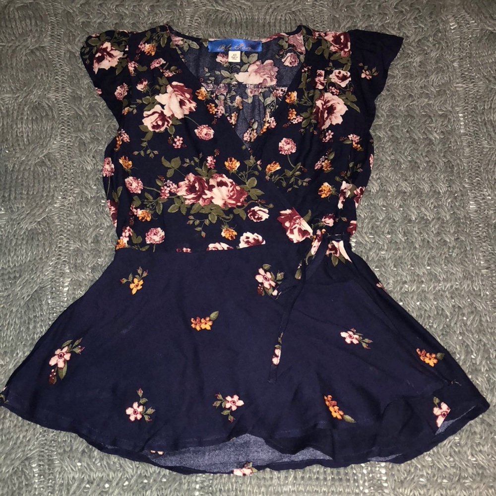 Floral Wrap top